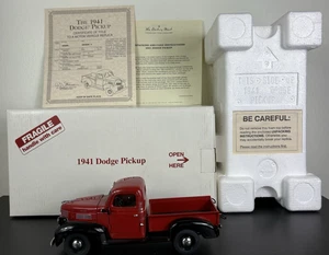 Danbury Mint 1941 Dodge 1/2 Ton Pickup 1/24 rot schwarz #DM915M - nie ausgestellt - Bild 1 von 12