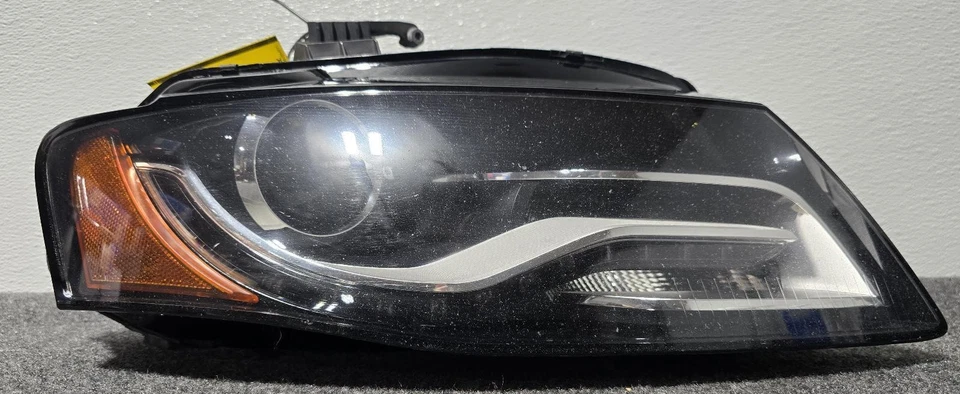 Faro AUDI AUDI S4 R (SDN), (xenón, HID), Autoajustable (opcional 8Q3), R. 10 1 Foto 1 de 4