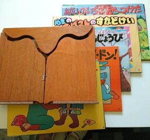 Japanische Kamishibai Bühne 42×54cm Straßentheater + 10 Episoden Set Showa Retro - Bild 1 von 7