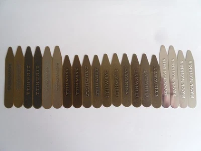 8 对 CHARLES TYRWHITT,BROOK TAVERNER 金属黄铜衣领支架/支架 — 第 1/4 张图片