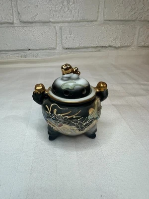 Quemador de incienso Moriage japonés pintado a mano Dragon Ware de colección con perros foo león Foto 1 de 4