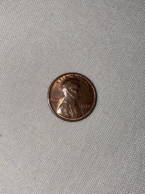 1978 Lincoln Memorial Cent Wide AM Small Date DD Penny - Image 1 of 4