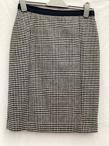 Fab Boden sz 10R British Tweed Navy/Cream Contrast Wool Check Pencil Skirt 
