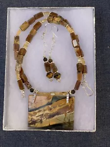 HAND MADE NATURAL CHERRY CREEK JASPER PENDANT NECKLACE AND EARRING SET - Picture 1 of 10