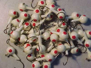 25 NEW GLOW WHITE LEAD WALLEYE JIG HEADS 1/4 OZ SIZE 2 HOOKS JIGS - Picture 1 of 2