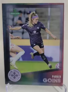 2023 PARKSIDE NWSL VOLUME 2 PARKER GOINS #287 LAMINA SHIMMER/100 - Foto 1 di 2