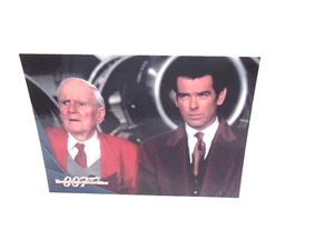 1997 Inkworks James Bond Tomorrow Never Dies #14 Pierce Brosnan - Picture 1 of 2