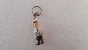 Porte-Clés / Key Ring - SRV homme supermarché à la maison  B JOU 3 - Picture 1 of 2