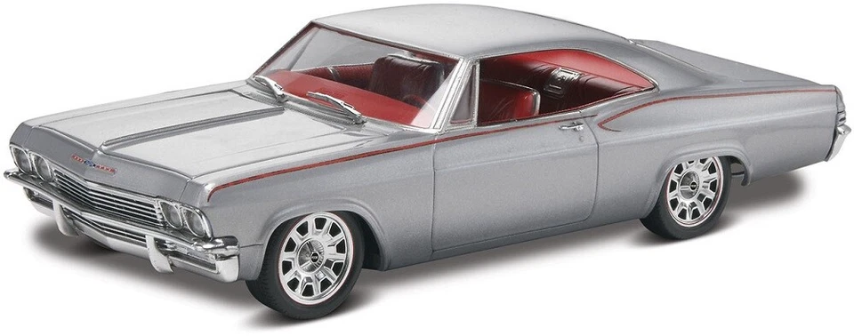 Revell 14190 - 1/25 Foose Design - 1965 Chevy Impala - Nuovo