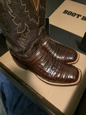 LUCCHESE CAIMAN DARK BROWN SZ 13 - Image 1 of 4