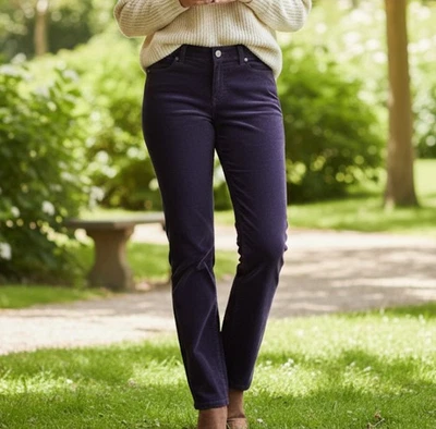 Pantalones de mezclilla Talbots talla 4 Petite Heritage de pana pierna recta púrpura elástico  Foto 1 de 4