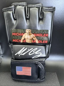 Guanto Michael Chandler firmato MMA UFC personalizzato USA certificato di autenticità - Foto 1 di 3