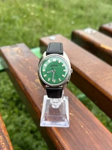Vintage Soviet Vostok Watch Mechanical Wristwatch Made In USSR Retro 1980s - Picture 1 of 22