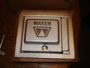New Woodford 67BX Bubble Door Wall Hydrant Box Assembly 65/67 Model - Picture 1 of 3
