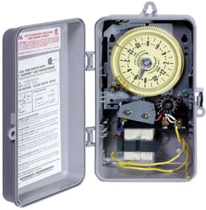 Irrigation/Sprinkler Timer Indoor/Outdoor T8800 Series 125-Volt Programmable - Picture 1 of 12