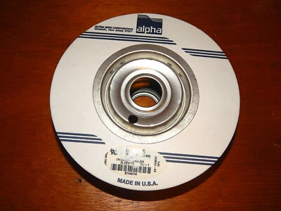 Funda de fibra de vidrio trenzada resistente al calor Alpha Wire PIF 240-5 4,7 mm 100' pies Foto 1 de 4