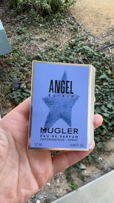 Mugler Angel Elixir Eau de Parfum Muestra Spray .04oz, 1.2ml Nuevo en Tarjeta Foto 1 de 2