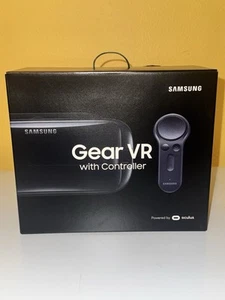 SAMSUNG Gear VR (2017 Edition) with Controller for Galaxy S8, Brand New Sealed - Picture 1 of 3