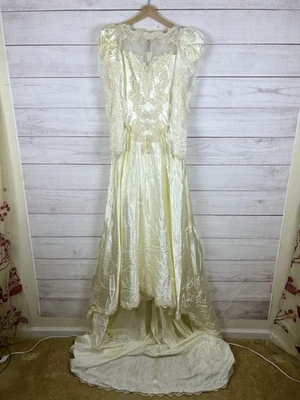 Vestido de novia vintage años 70 ILGWU hecho en unión encaje talla 8 satinado Foto 1 de 4