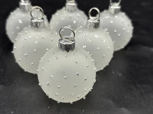 Juego de 6 tarjeteros Giftco blanco brillo adorno lugar decoración de mesa de Navidad - Imagen 1 de 18