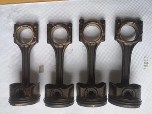 4 pistones + biela 82,47 VW Golf 3 III 115 CV AGG ADY 2E 2.0 115 CV GTI Passat  - Imagen 1 de 5