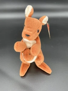 Retired TY Beanie Baby “POUCH” the Kangaroo in MINT Condition w/Tag Protector - Picture 1 of 2
