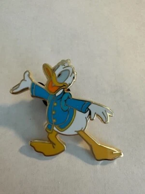 迪士尼徽章中世纪魔法王子与乾珀 - 唐老鸭 C3 — 第 1/2 张图片