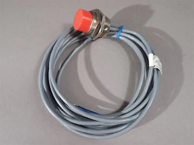 Eaton Cutler Hammer E57SAL30T110E Inductive Proximity Sensor 10-30VDC 130mA Max - Image 1 of 4