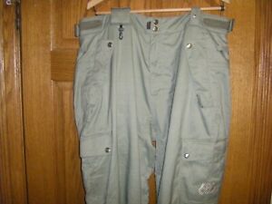 686 Olive Green Pants Ski Snowboard Pants Large 99204