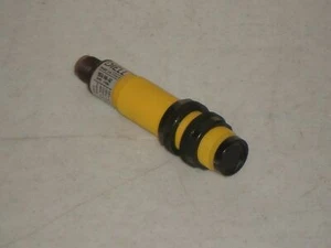 Diell MS4/00-4E Photoelectric Switch Sensor 10-30VDC NPN/PNP Free Shipping! - Picture 1 of 2
