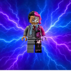 LEGO Batman Movie Two Face Double Demolition 70915 Two Face Minifigure DC New - Picture 1 of 5