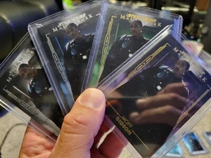 Star Wars Masterwork Moff Gideon 2020 lote paralelo púrpura verde base azul - Imagen 1 de 3