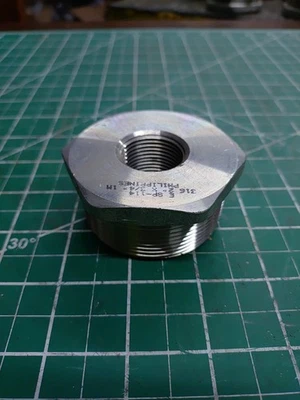 316 Stainless Steel Hex Pipe Reducer Male 2" NPT to Female 3/4" NPT 1000# - Image 1 of 2