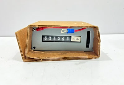 NEW Eaton Durant 6-Y-1-RMF-PM 100VAC 6-Digit Electric Counter 50/60Hz 7W - Image 1 of 4