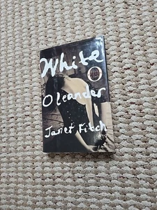White Oleander Janet Fitch Hardcover Book Oprah Book Club First Edition - Picture 1 of 3