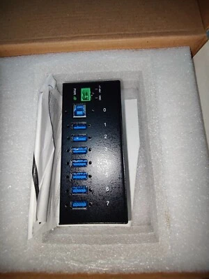 StarTech ST7300USBME 7 Port Industrial USB 3.0 Hub With ESD Protection - Image 1 of 4