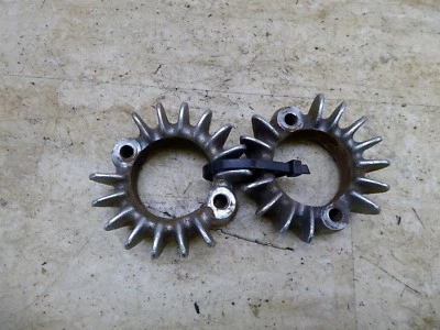 1970 Honda CL175 Scrambler CL CB H479. exhaust header clamps flanges #2 - Imagem 1 de 4