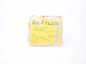 Vintage 1964 The Beatles Wallet Vinyl Yellow/Red Ramat SPP Fab Four - Picture 1 of 3