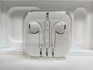 Original OEM Apple iPhone EarPods Wired 3.5mm Headset Earbud Headphones New - Zdjęcie 1 z 5