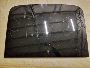 AUDI Q3 RSQ3 F3 2019-2025 PANORAMIC SUNROOF FRONT GLASS WITH DEFECTS 4M8877055
