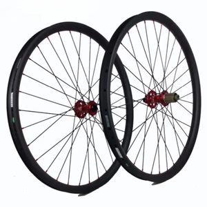 Set ruote mountain bike 650B carbonio AM 35mmx25mm clincher ruota tubeless senza gancio - Foto 1 di 13