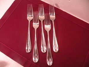 Set Of 5 Dinner Forks Hampton Silversmith Elaine Glossy 18/10 Stainless 8 1/8" - Picture 1 of 5