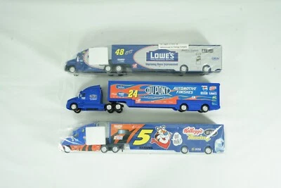 Литые модели тракторных прицепов Action Motor Sport No24 Dupont No5 Kellog's No48 Lowes B8 - Изображение 1 из 4