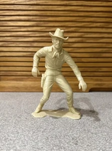 Louis Marx  5” Cowboy Plastic Figure 1964 EXCELLENT CONDITION Vtg Gunfighter - Picture 1 of 14