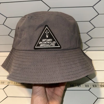 Sombrero de cubo indómito sin control sin regulación sin marca raro Foto 1 de 4