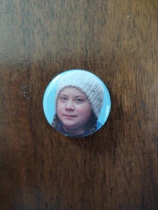 Greta Thunberg Button/pin - Bild 1 von 2