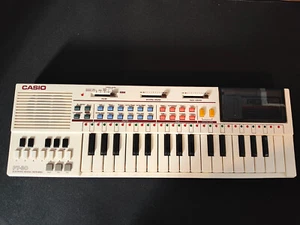 Casio PT-80 electronic Keyboard Works And Plays Very Well - Picture 1 of 10
