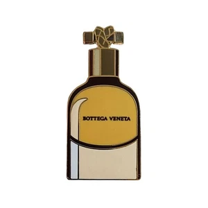 ⚡RARE⚡ BOTTEGA VENETA x NYBG 2018 Bottega Veneta Perfume Pin *BRAND NEW* 👠 👜  - Picture 1 of 3