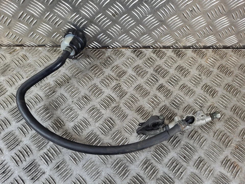 Cilindro maestro freno trasero Yamaha XVZ 1300 Venture Royal Star 2006 Foto 1 de 1