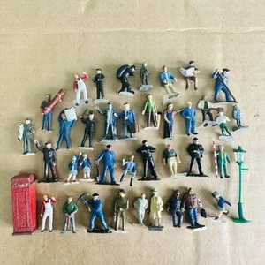 Lote de trabajo de aproximadamente 1:76 escala OO paisaje ferroviario personas figuras caja telefónica etc. - Imagen 1 de 6